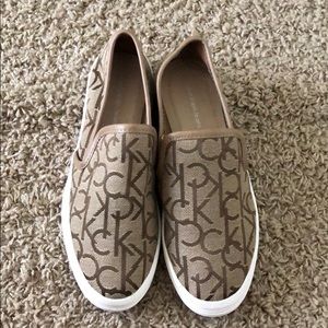 Calvin klein tan shoes